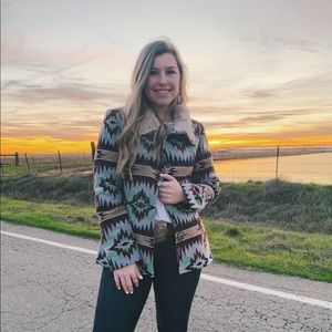 Meet your Posher, Gabrielle